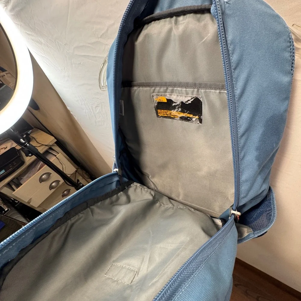 The North Face Jester Backpack Blue Grey Orange FlexVent Daypack Hiking Gorp OS